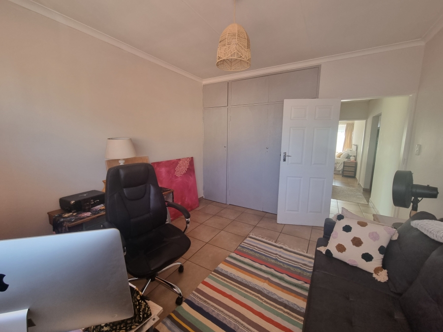 To Let 2 Bedroom Property for Rent in Casseldale Gauteng