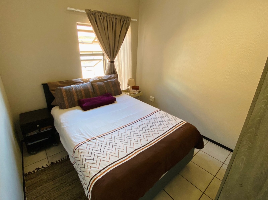 To Let 2 Bedroom Property for Rent in Spartan Gauteng