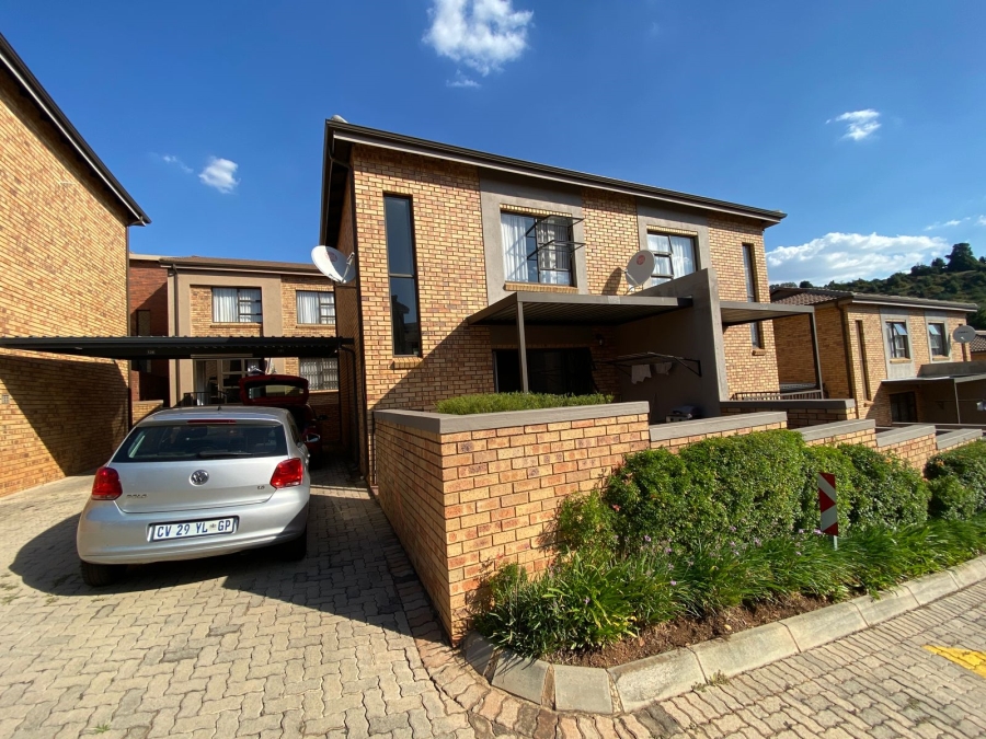 To Let 2 Bedroom Property for Rent in Spartan Gauteng