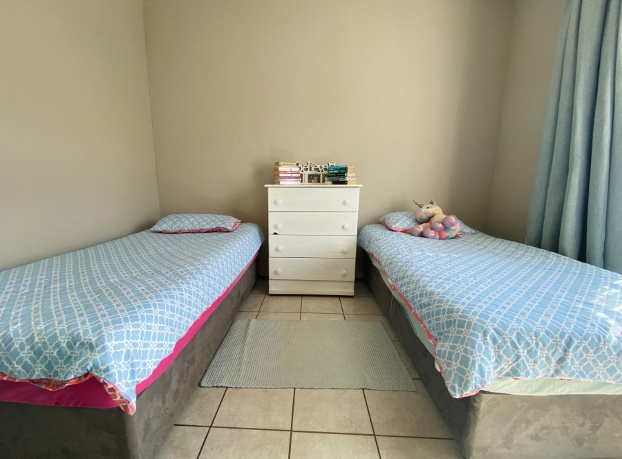 To Let 2 Bedroom Property for Rent in Spartan Gauteng