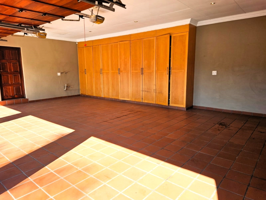 To Let 3 Bedroom Property for Rent in Highveld Gauteng