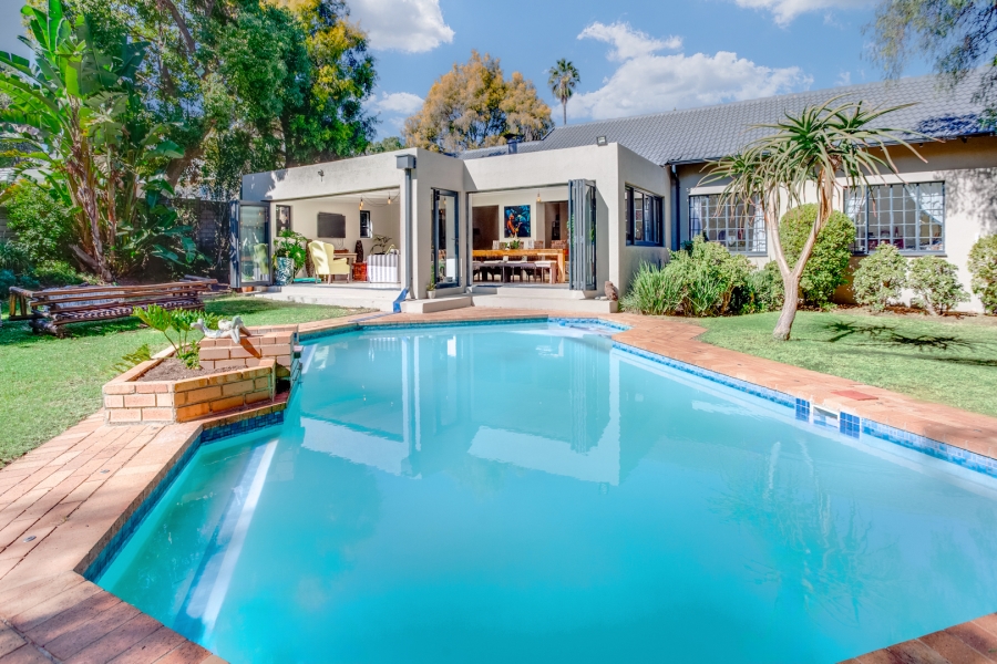 3 Bedroom Property for Sale in Douglasdale Gauteng