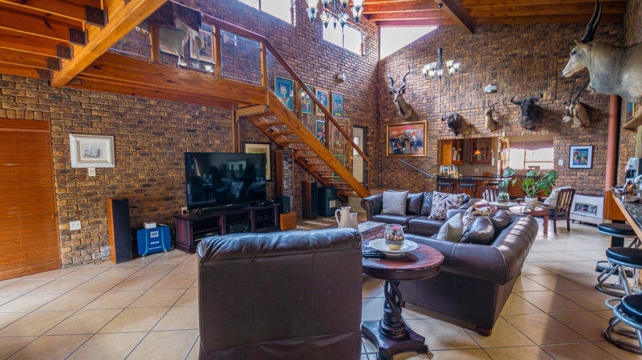 5 Bedroom Property for Sale in Moreleta Park Gauteng