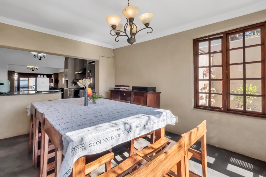 2 Bedroom Property for Sale in Westdene Gauteng