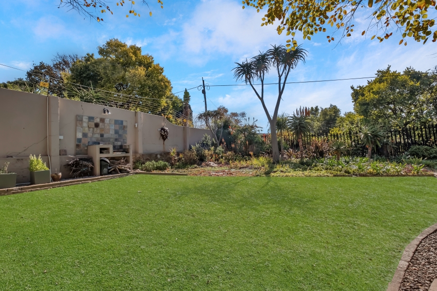 2 Bedroom Property for Sale in Westdene Gauteng