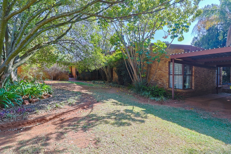 4 Bedroom Property for Sale in Waterkloof Glen Gauteng