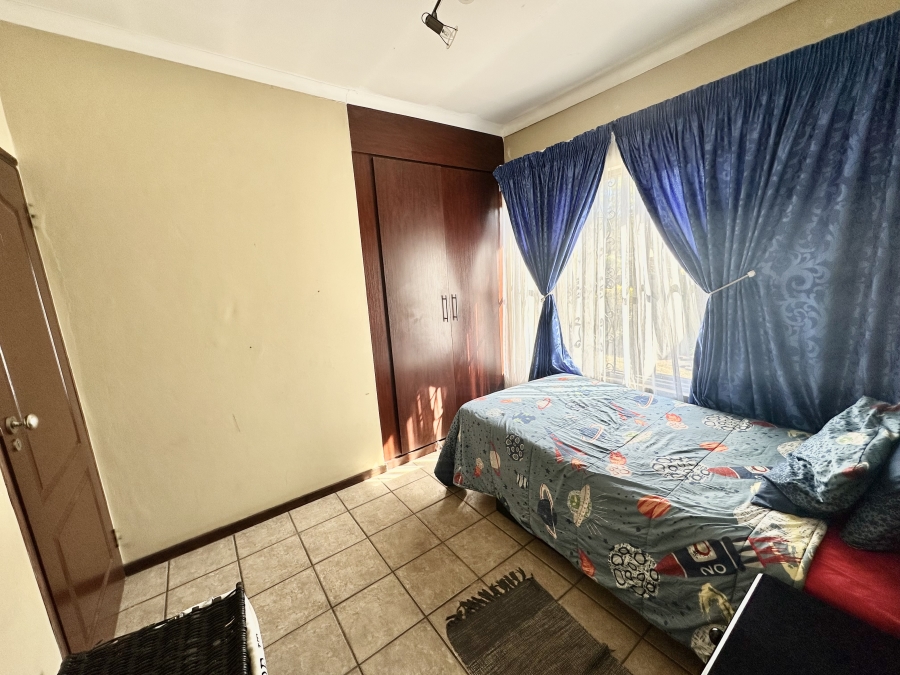 3 Bedroom Property for Sale in Thatchfield Estate Gauteng