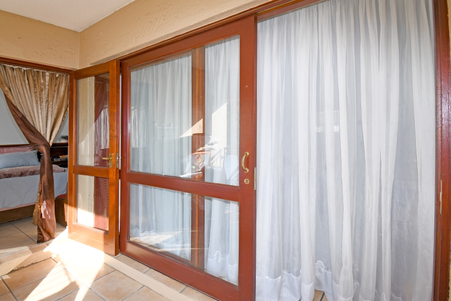 2 Bedroom Property for Sale in Paulshof Gauteng