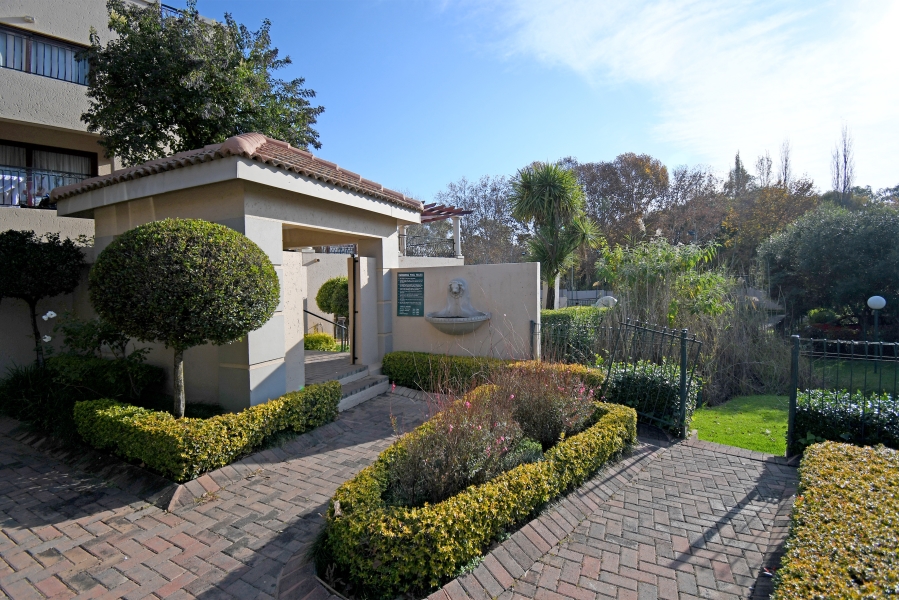 2 Bedroom Property for Sale in Paulshof Gauteng