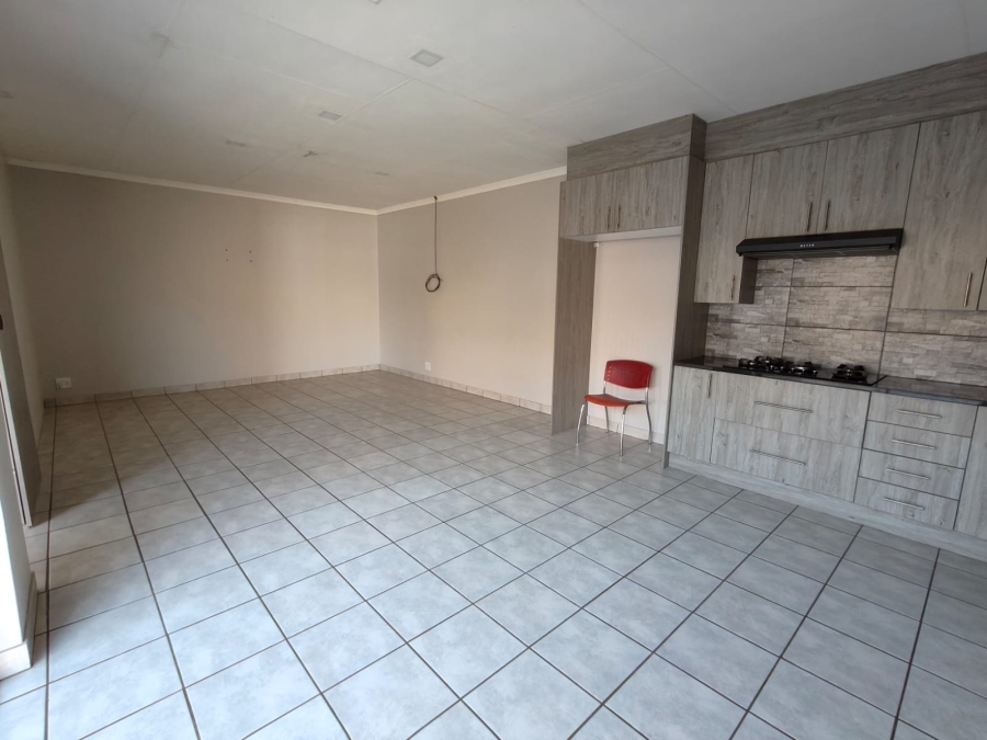 To Let 1 Bedroom Property for Rent in Riversdale Gauteng