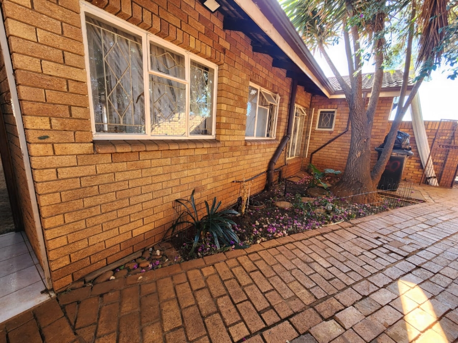 3 Bedroom Property for Sale in Edelweiss Gauteng