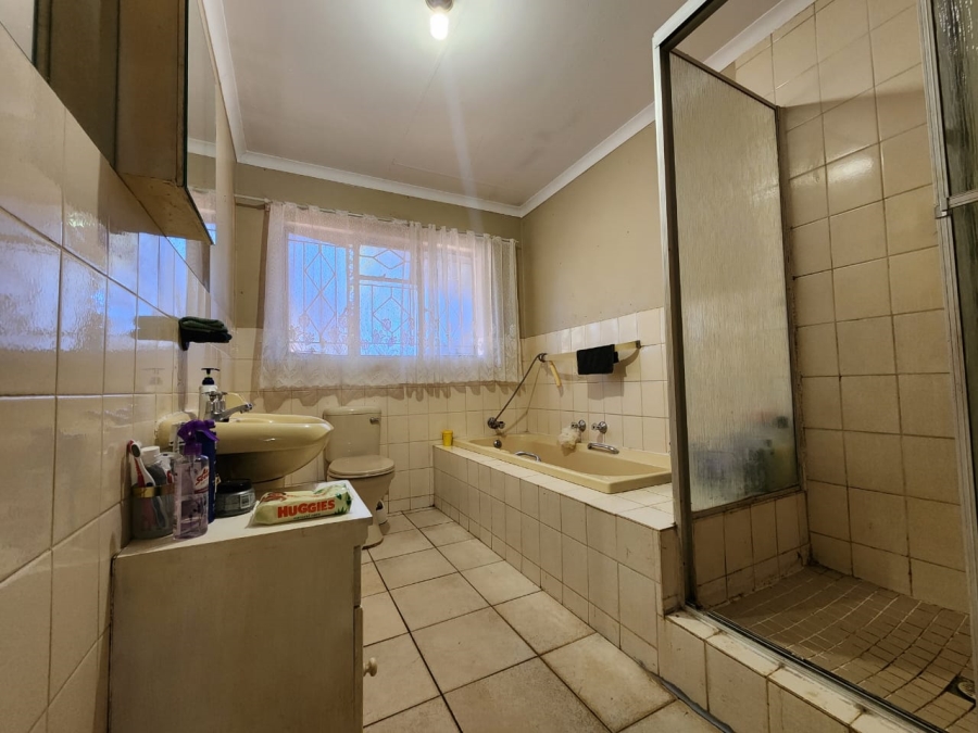 3 Bedroom Property for Sale in Edelweiss Gauteng