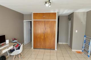 1 Bedroom Property for Sale in Queenswood Gauteng