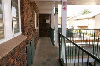 1 Bedroom Property for Sale in Queenswood Gauteng