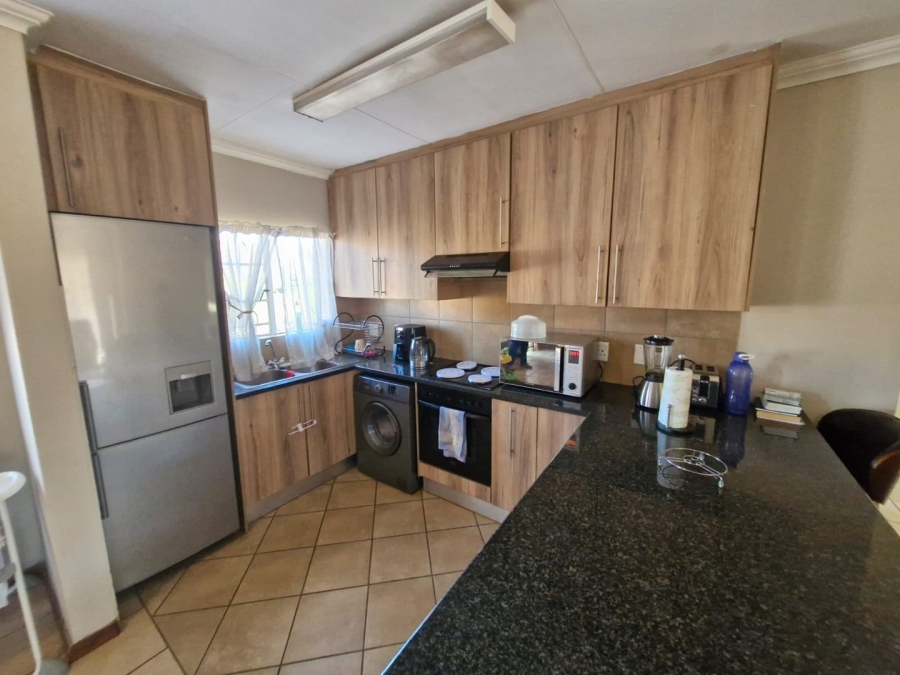 3 Bedroom Property for Sale in Annlin-wes Gauteng