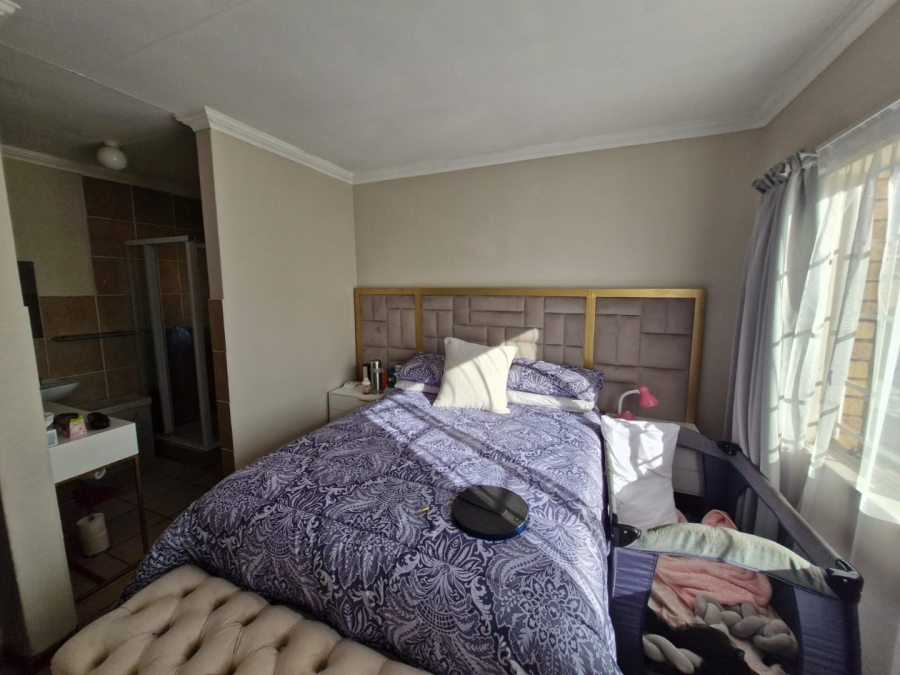 3 Bedroom Property for Sale in Annlin-wes Gauteng