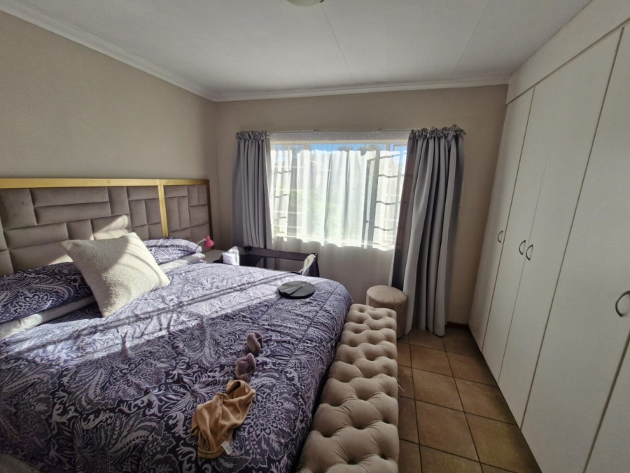 3 Bedroom Property for Sale in Annlin-wes Gauteng