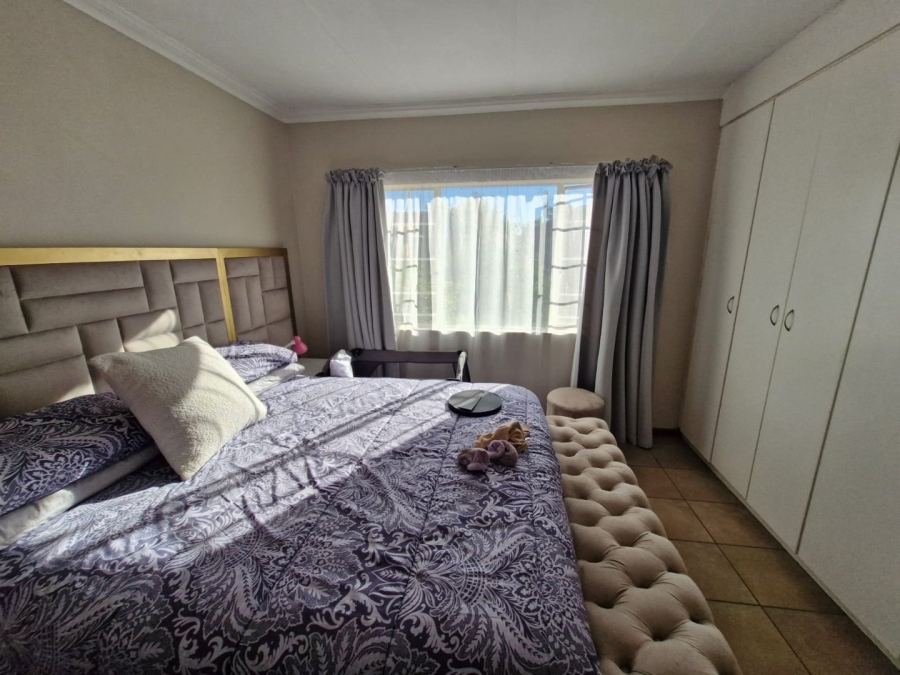 3 Bedroom Property for Sale in Annlin-wes Gauteng