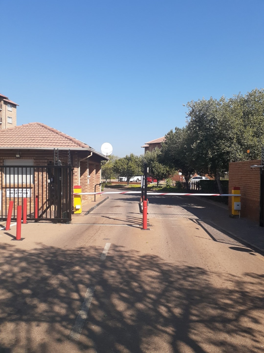 3 Bedroom Property for Sale in Annlin-wes Gauteng