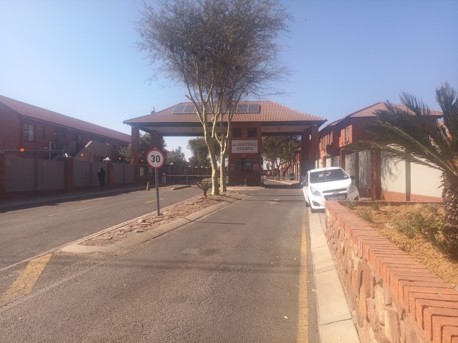 To Let 3 Bedroom Property for Rent in Albertsdal Gauteng