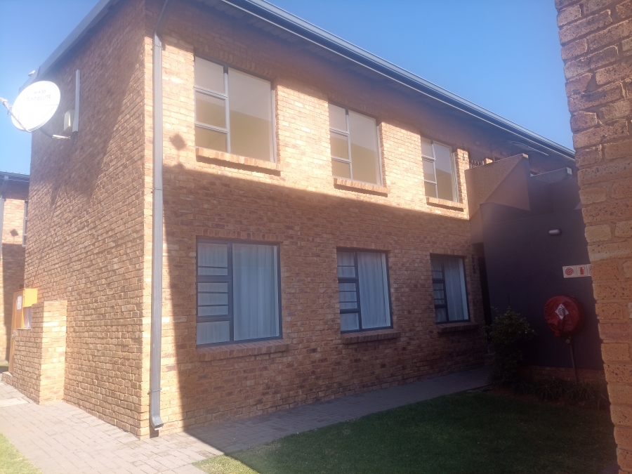 To Let 3 Bedroom Property for Rent in Albertsdal Gauteng