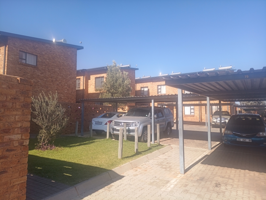 To Let 3 Bedroom Property for Rent in Albertsdal Gauteng