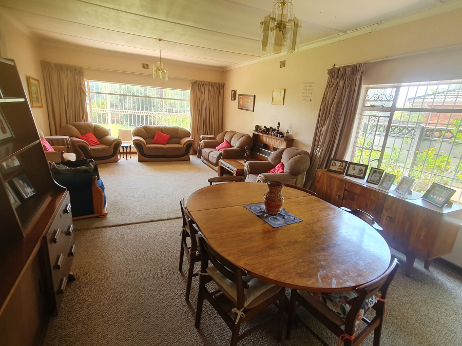 4 Bedroom Property for Sale in Strubenvale Gauteng