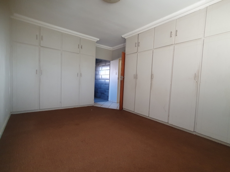 4 Bedroom Property for Sale in Casseldale Gauteng