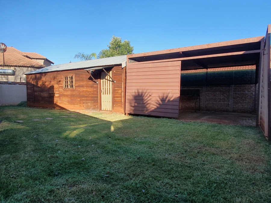 4 Bedroom Property for Sale in Casseldale Gauteng