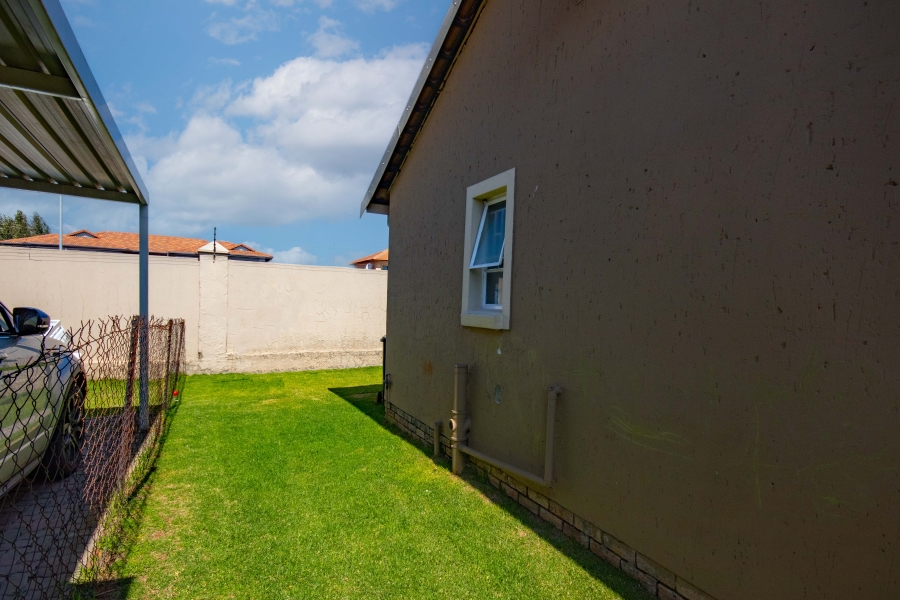 3 Bedroom Property for Sale in Helderwyk Gauteng