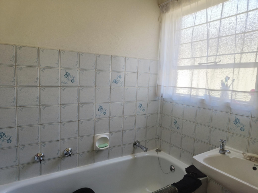 3 Bedroom Property for Sale in Klopperpark Gauteng