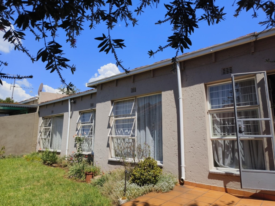 3 Bedroom Property for Sale in Klopperpark Gauteng