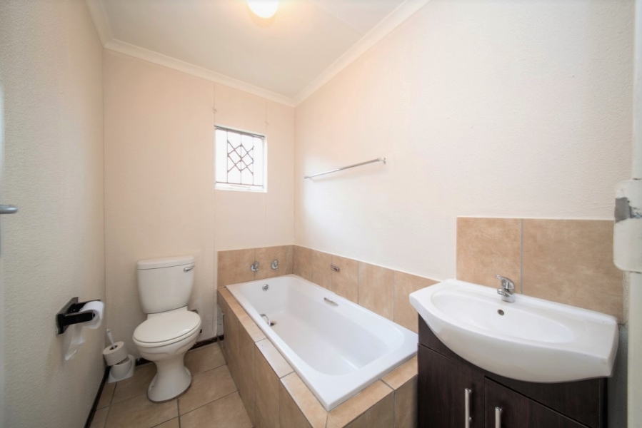 3 Bedroom Property for Sale in Cosmo City Gauteng