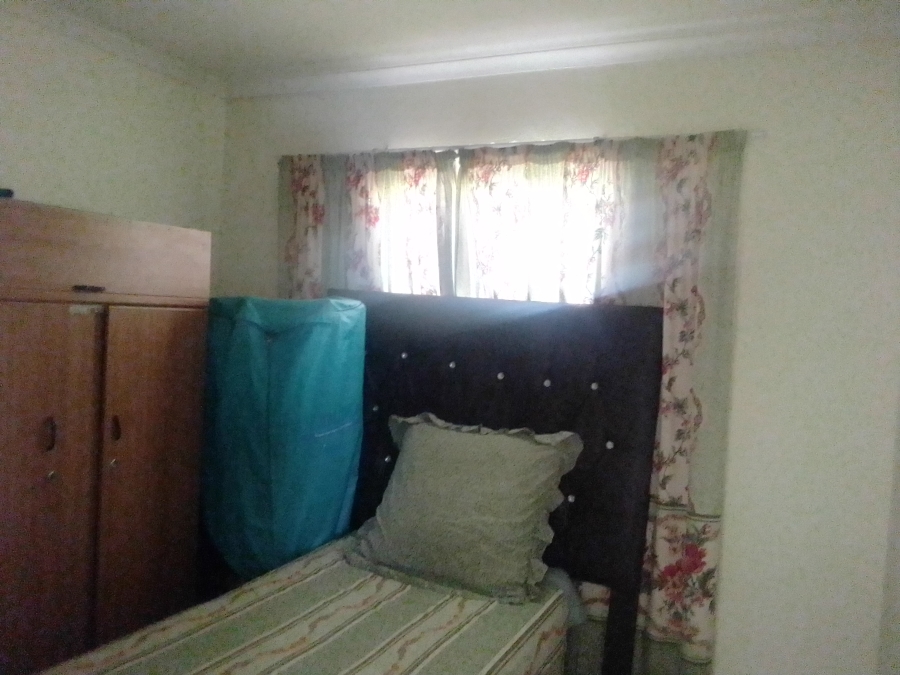 2 Bedroom Property for Sale in Chief A. Luthuli Park Gauteng