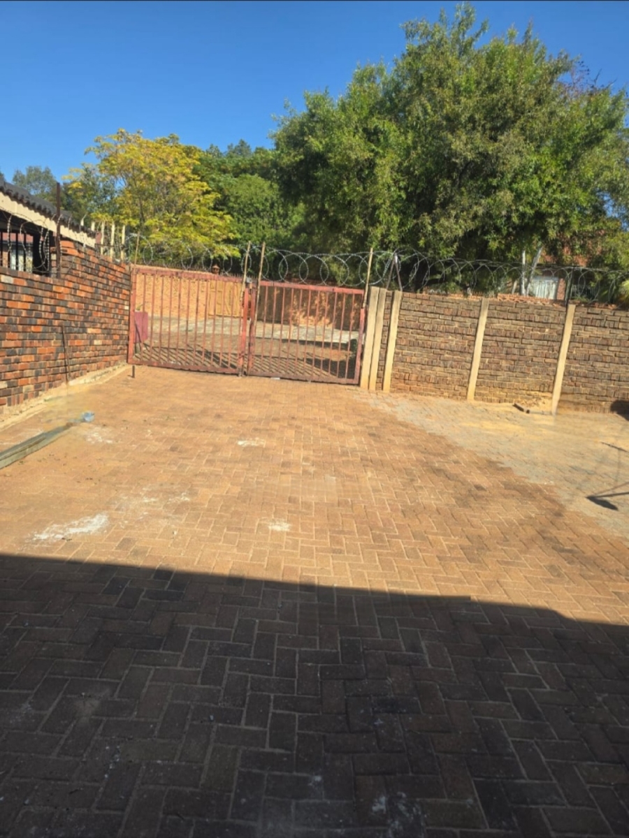 3 Bedroom Property for Sale in Silverton Gauteng