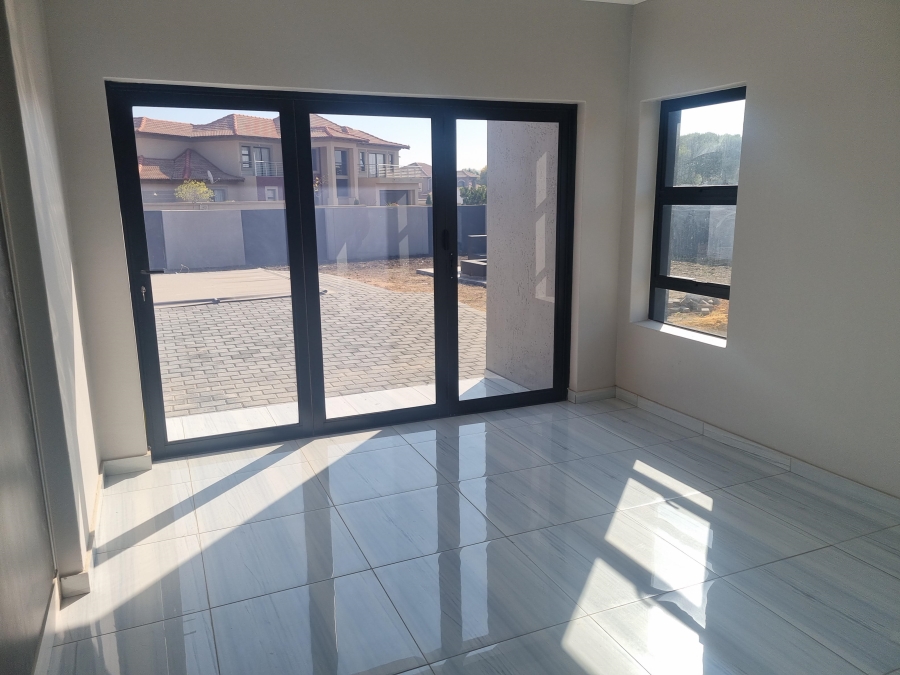 4 Bedroom Property for Sale in Savannah Country Estate Gauteng