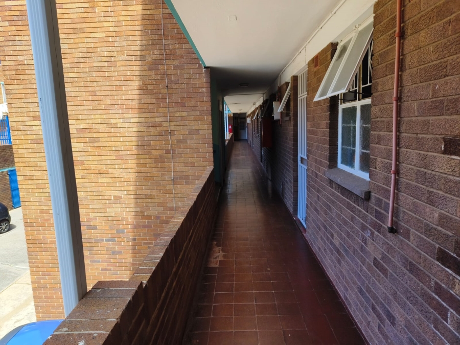 2 Bedroom Property for Sale in Muckleneuk Gauteng