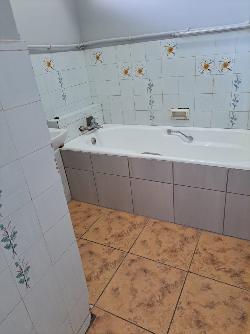 2 Bedroom Property for Sale in Muckleneuk Gauteng