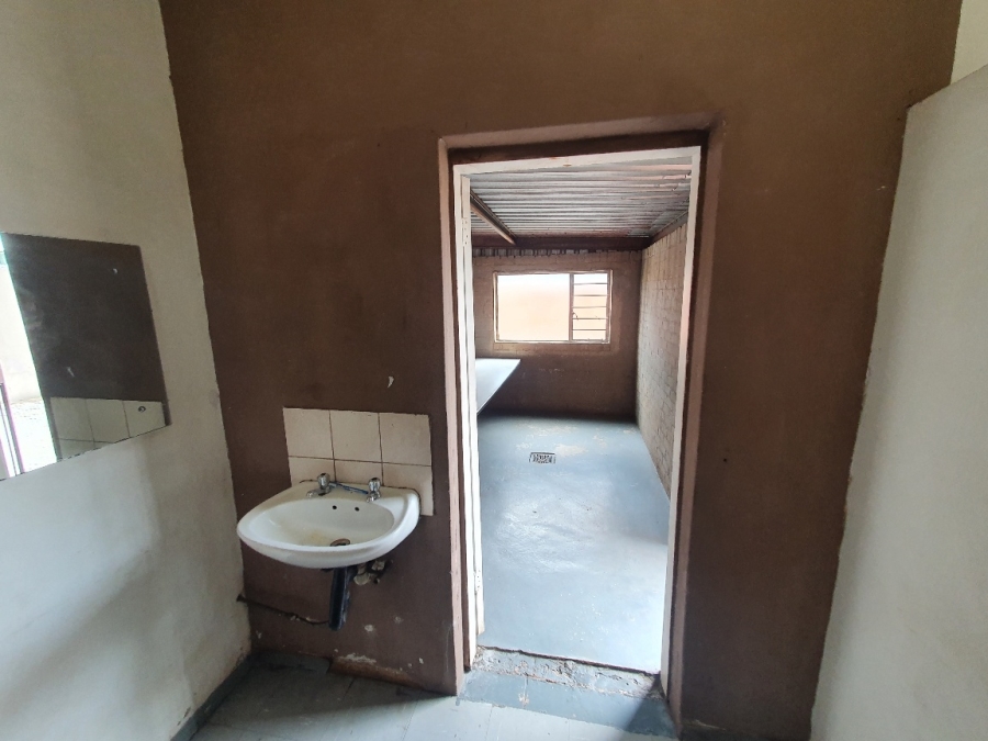 To Let 0 Bedroom Property for Rent in Hennopspark Gauteng