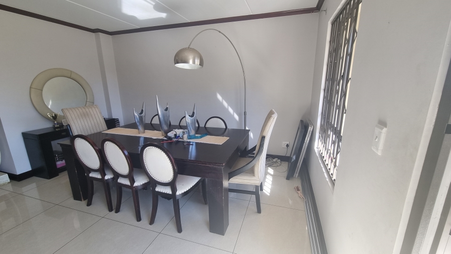 3 Bedroom Property for Sale in Halfway Gardens Gauteng