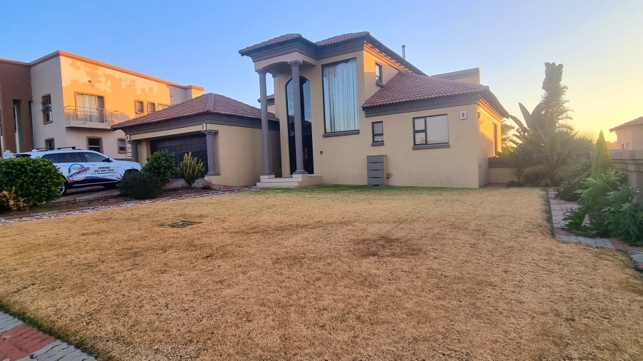 5 Bedroom Property for Sale in Crescent Wood Country Estate Gauteng