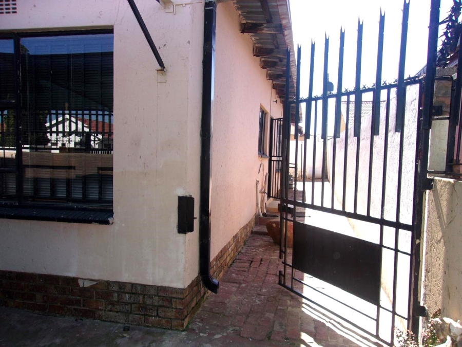 3 Bedroom Property for Sale in Cloverdene Gauteng