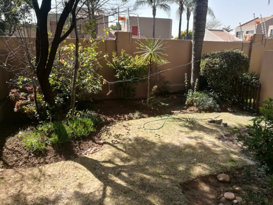 To Let 1 Bedroom Property for Rent in Sunninghill Gauteng