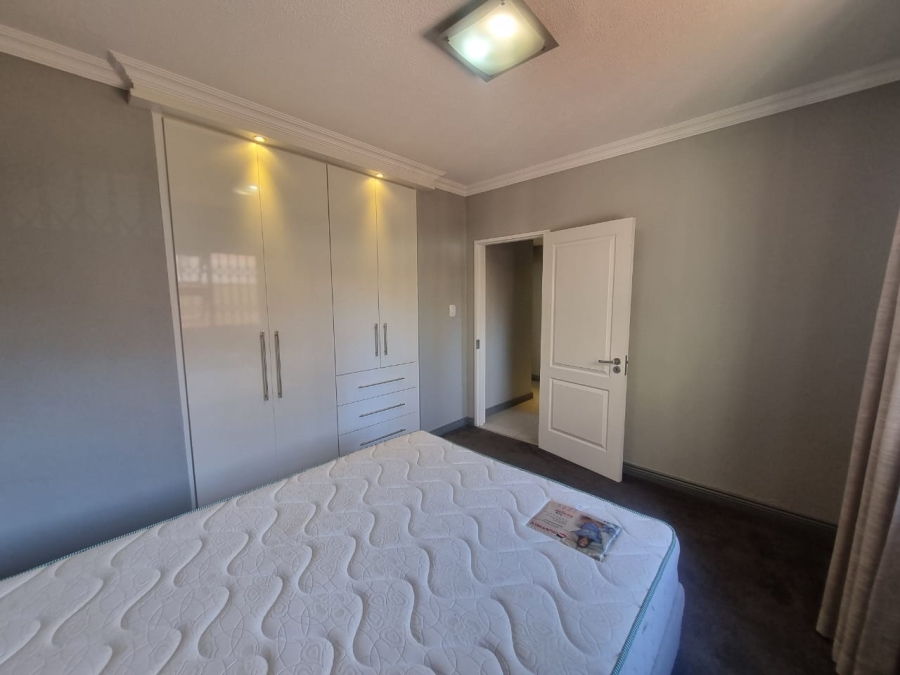 2 Bedroom Property for Sale in Baileys Muckleneuk Gauteng