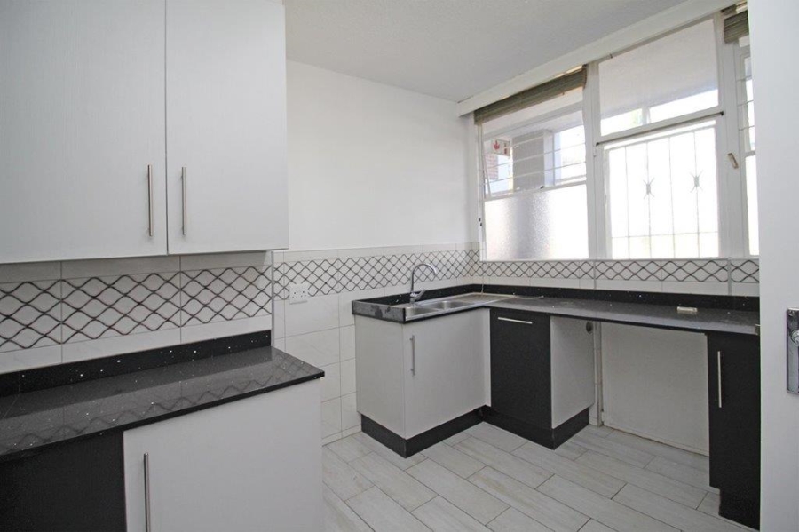 To Let 2 Bedroom Property for Rent in Glenhazel Gauteng