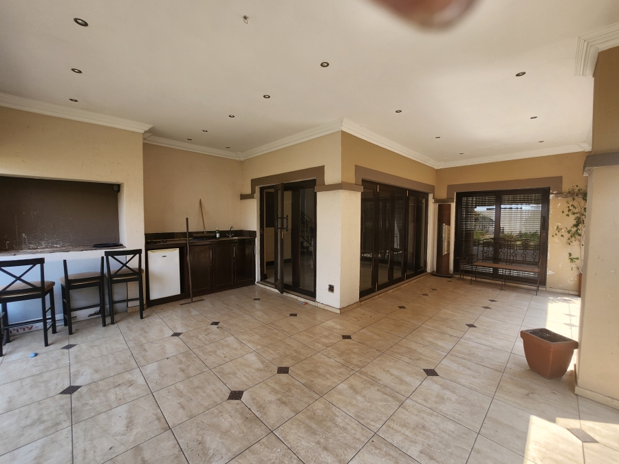 3 Bedroom Property for Sale in Sonneveld Gauteng