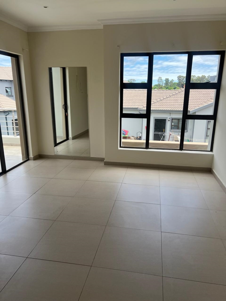 4 Bedroom Property for Sale in Zambezi Manor Lifestyle Estate Gauteng