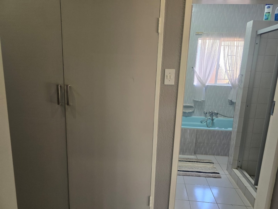 4 Bedroom Property for Sale in Wonderboom Gauteng