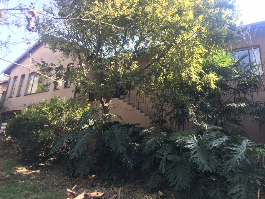 7 Bedroom Property for Sale in Northcliff Gauteng