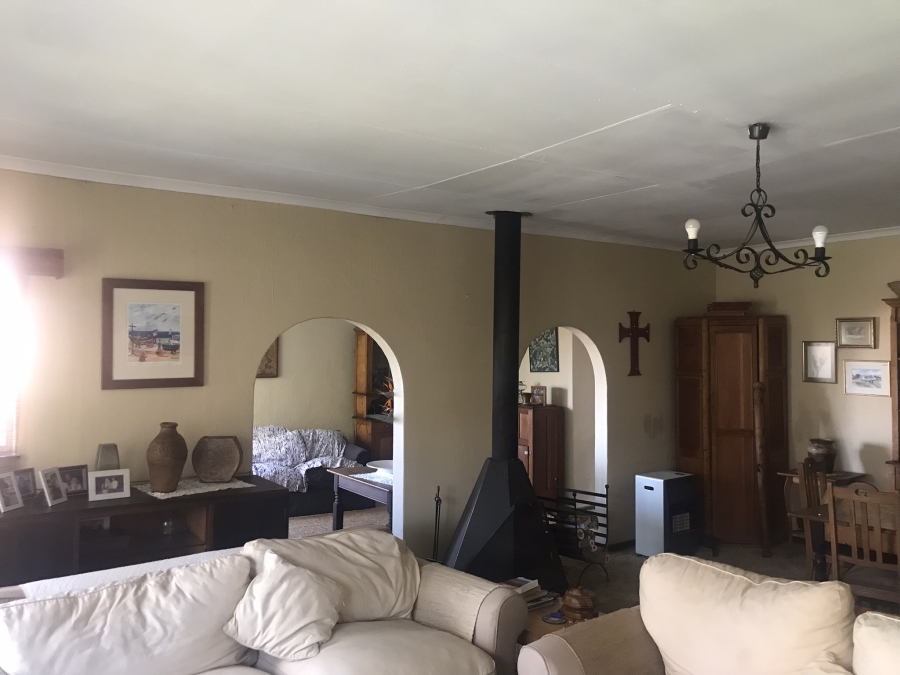 7 Bedroom Property for Sale in Northcliff Gauteng